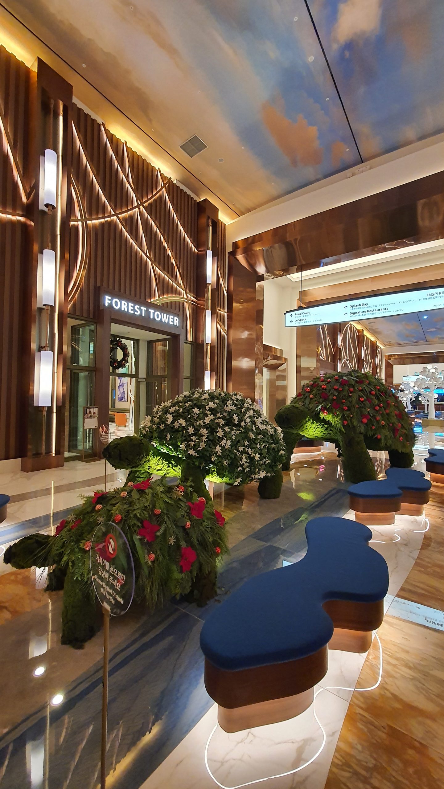 Интерьеры отеля Inspire Resorts