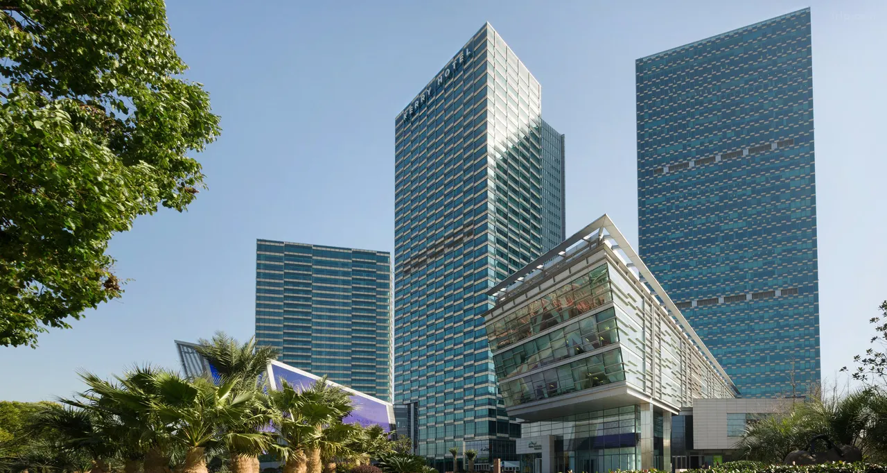 Kerry Hotel Pudong: фасад